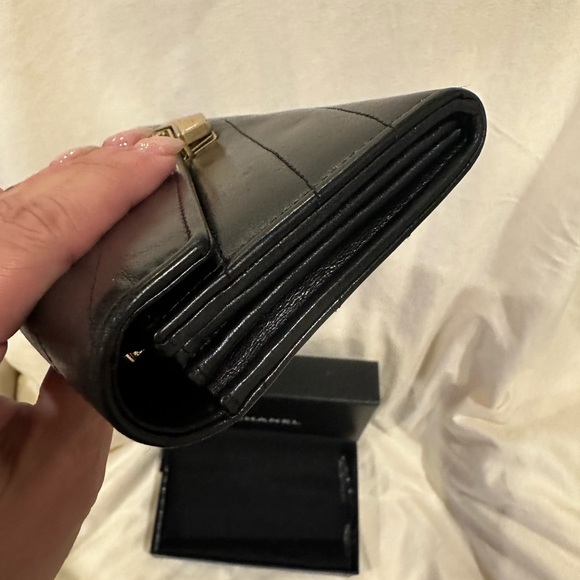 CHANEL CC Lambskin Leather Chevron Flap Wallet - Picture 5 of 7